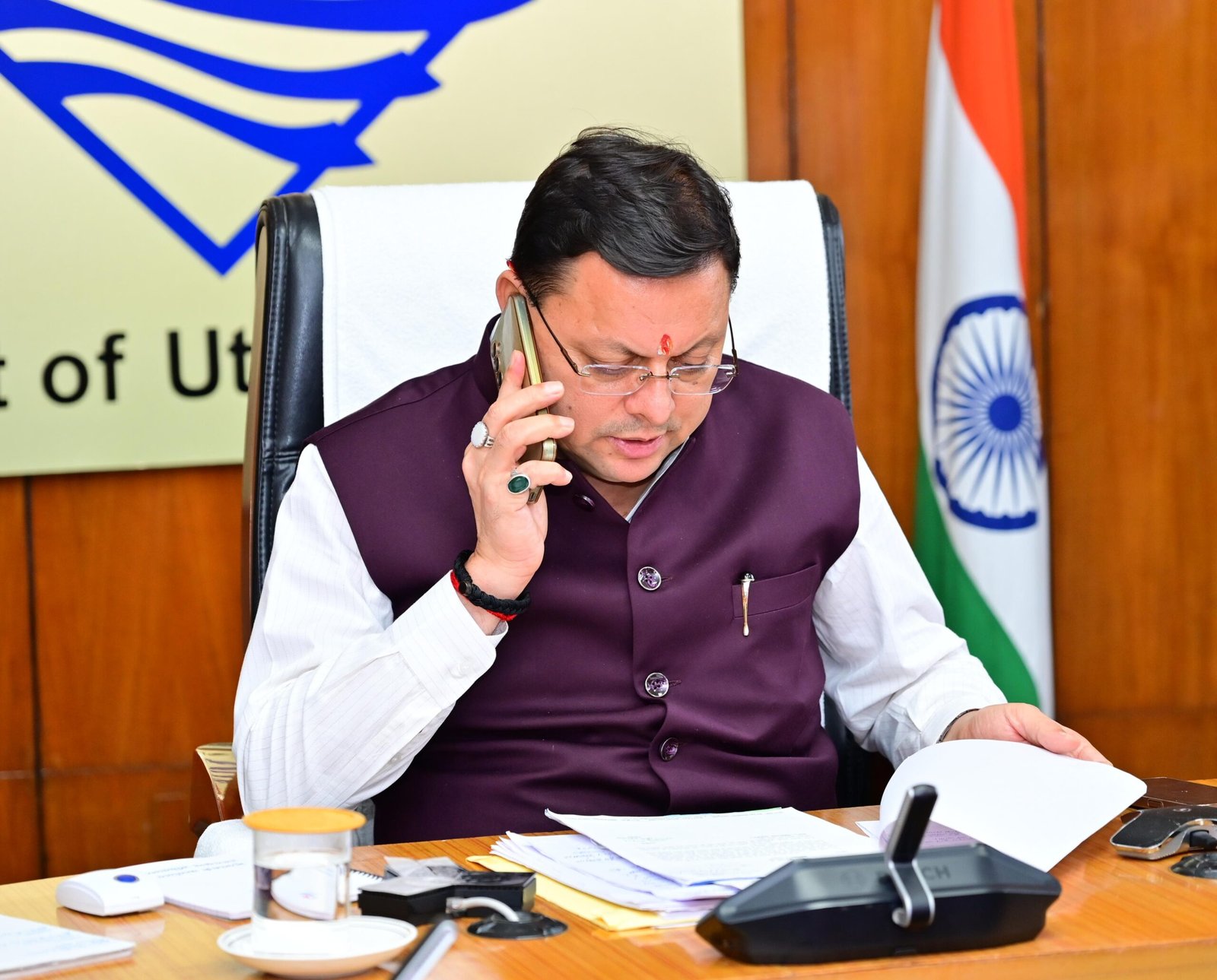 मुख्यमंत्री धामी ने जनसमस्याओं पर की फरियादियों से बात….